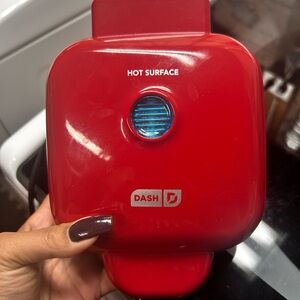 Dash Red Egg Bite Maker 🍳